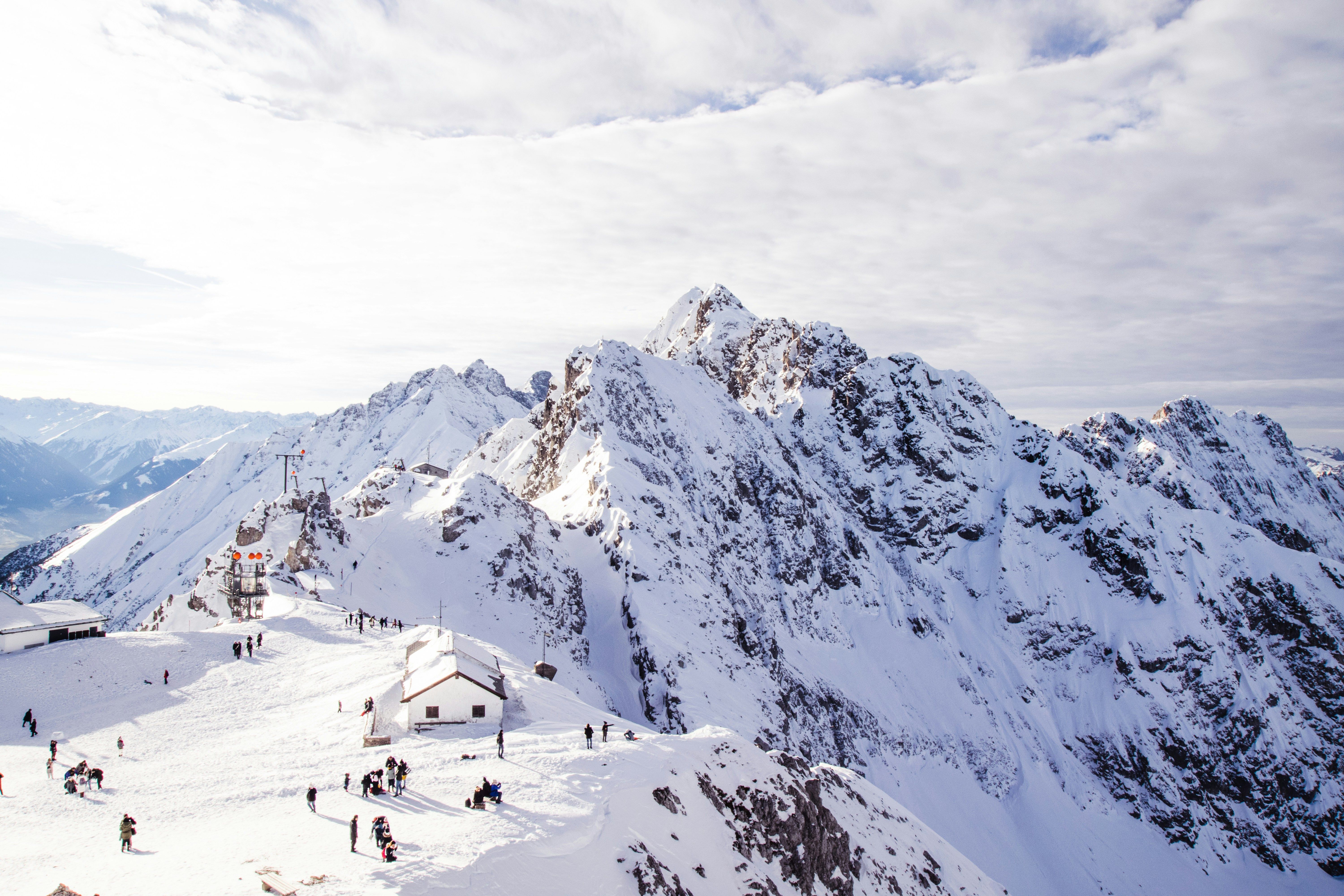 Fresh snow and sunrise light on a ridge
